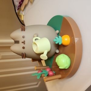 Pusheen Gardening Vinyl Toy